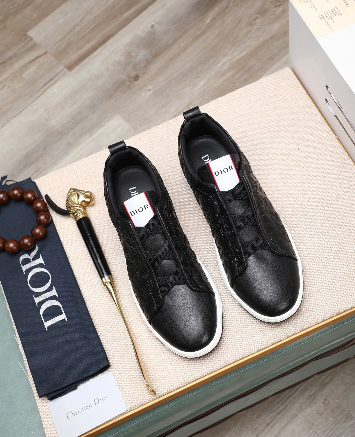 Men's men's shoes💰460 🌹🌹[Dior] 2025 latest model🙈original replica! 👟👟👟You can go to the top-notch workmanship. The upper is made of Italian 🇮🇹imported cowhide. The mesh lining is suitable for travel. The original replica outsole makes it suitable for all kinds of travel, showing low-key luxury. Let quality speak for itself. Color: Size: 38-44